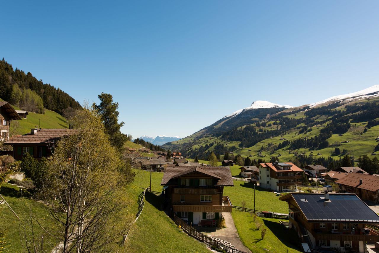Guesthouse Alive Adelboden Exteriör bild